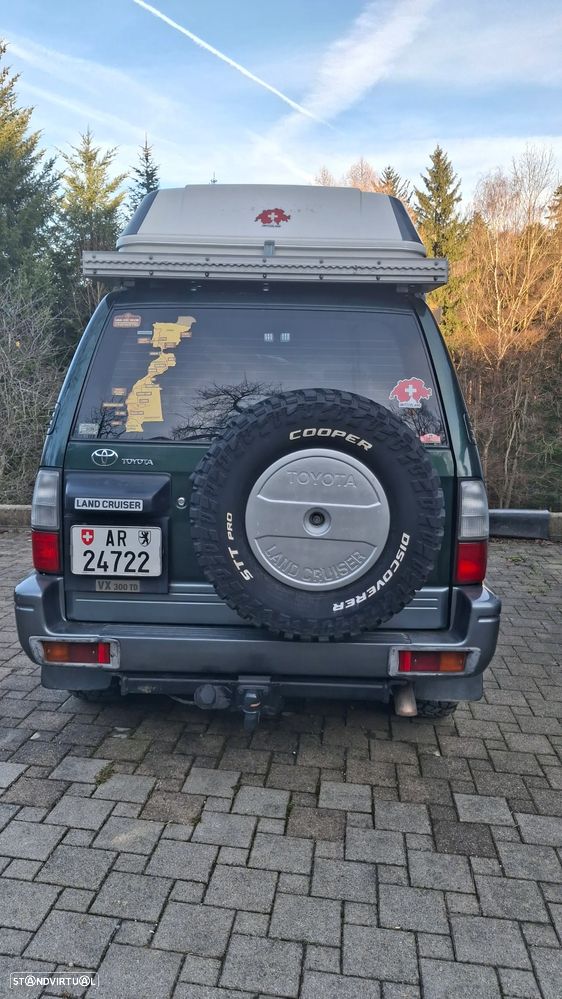 Toyota Land Cruiser - 1