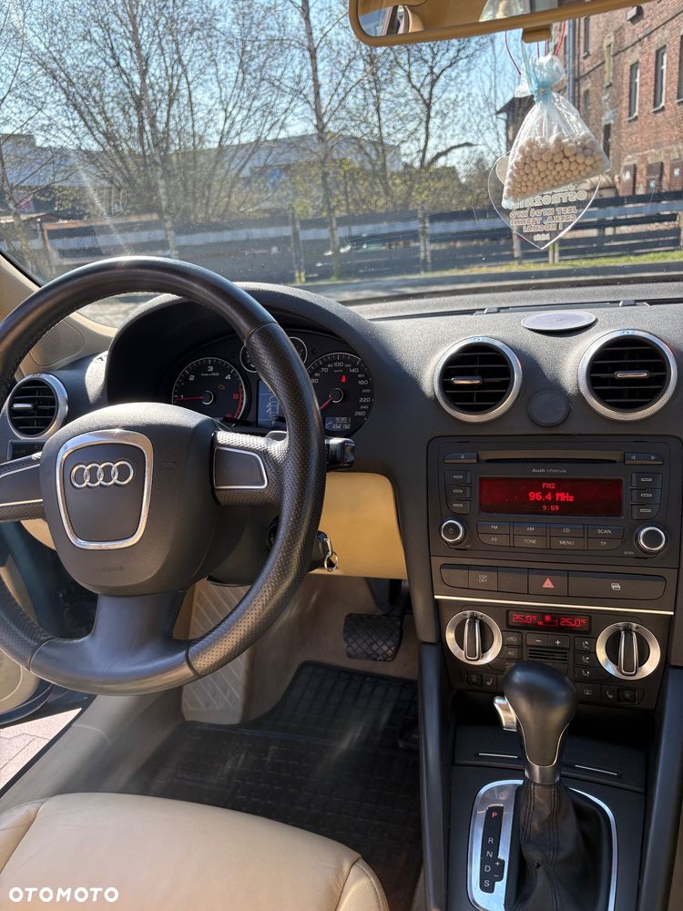 Audi A3 Sportback - 12