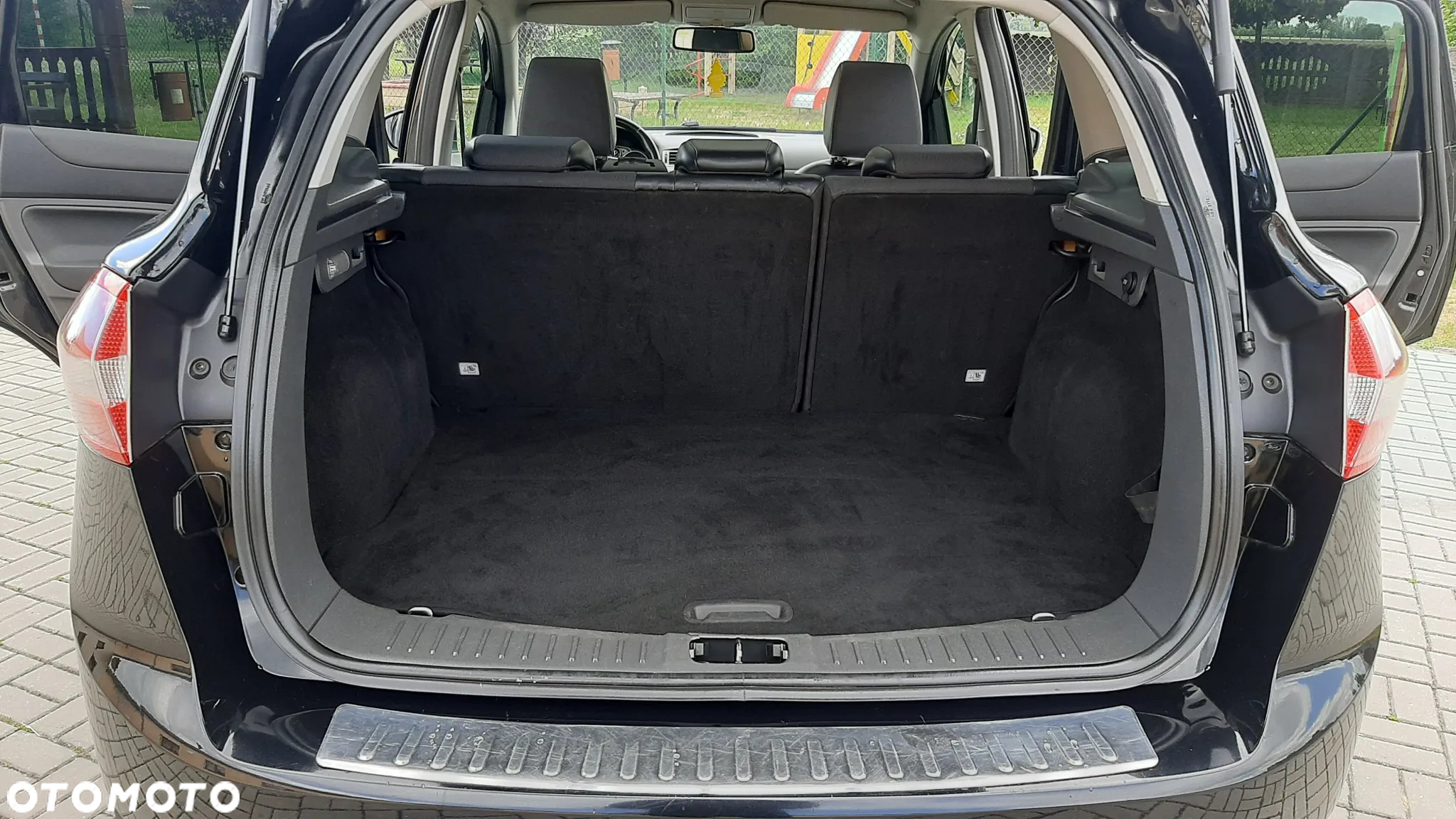 Ford Kuga 2.0 TDCi 4WD Titanium - 38
