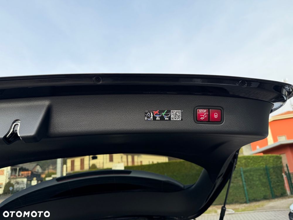 Mercedes-Benz GLC 300 d mHEV 4-Matic AMG Line - 21