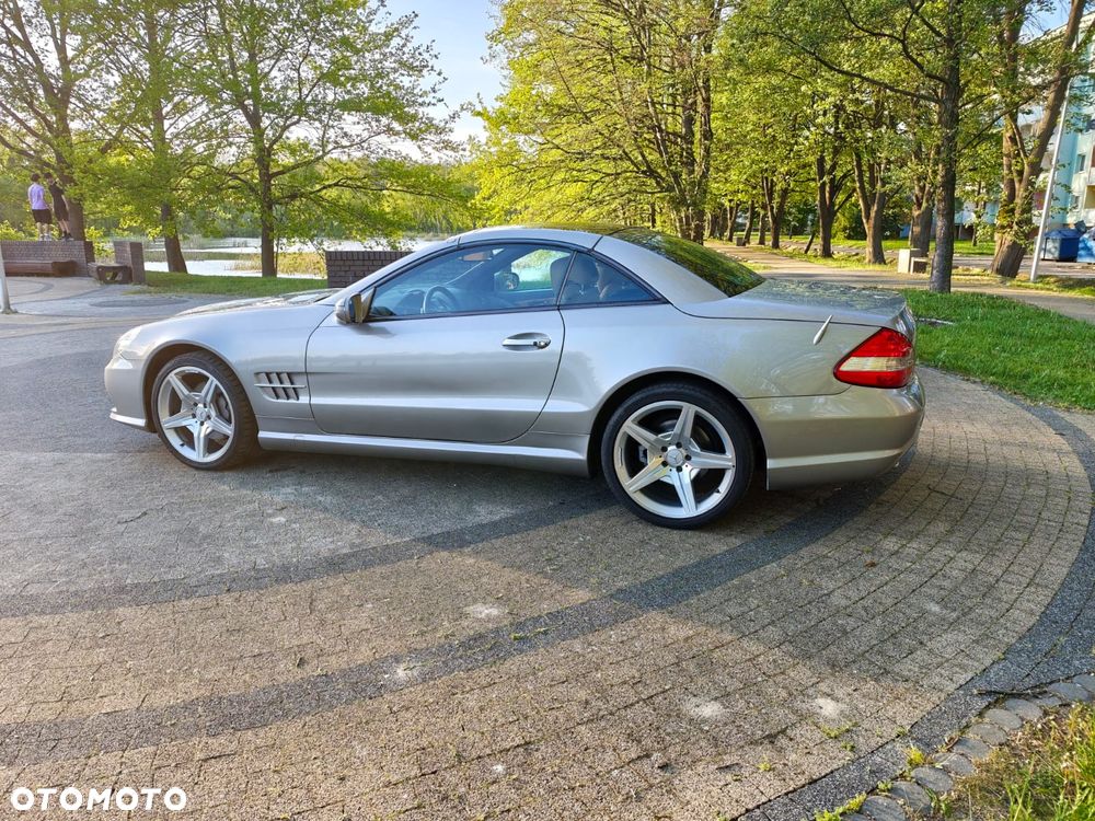 Mercedes-Benz SL 350 7G-TRONIC - 31
