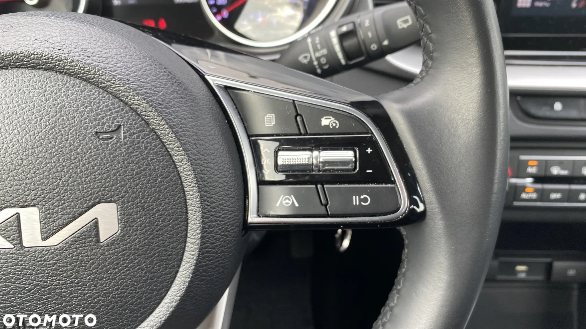 Kia Ceed 1.5 T-GDI M - 12