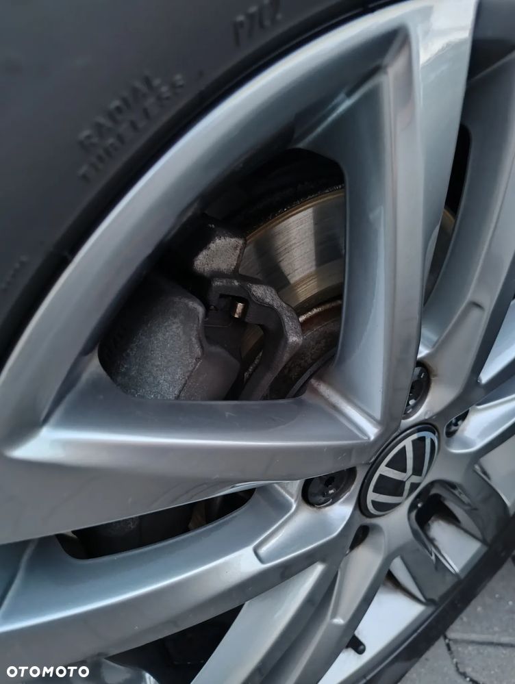 Volkswagen Touran 1.5 TSI EVO Highline - 16