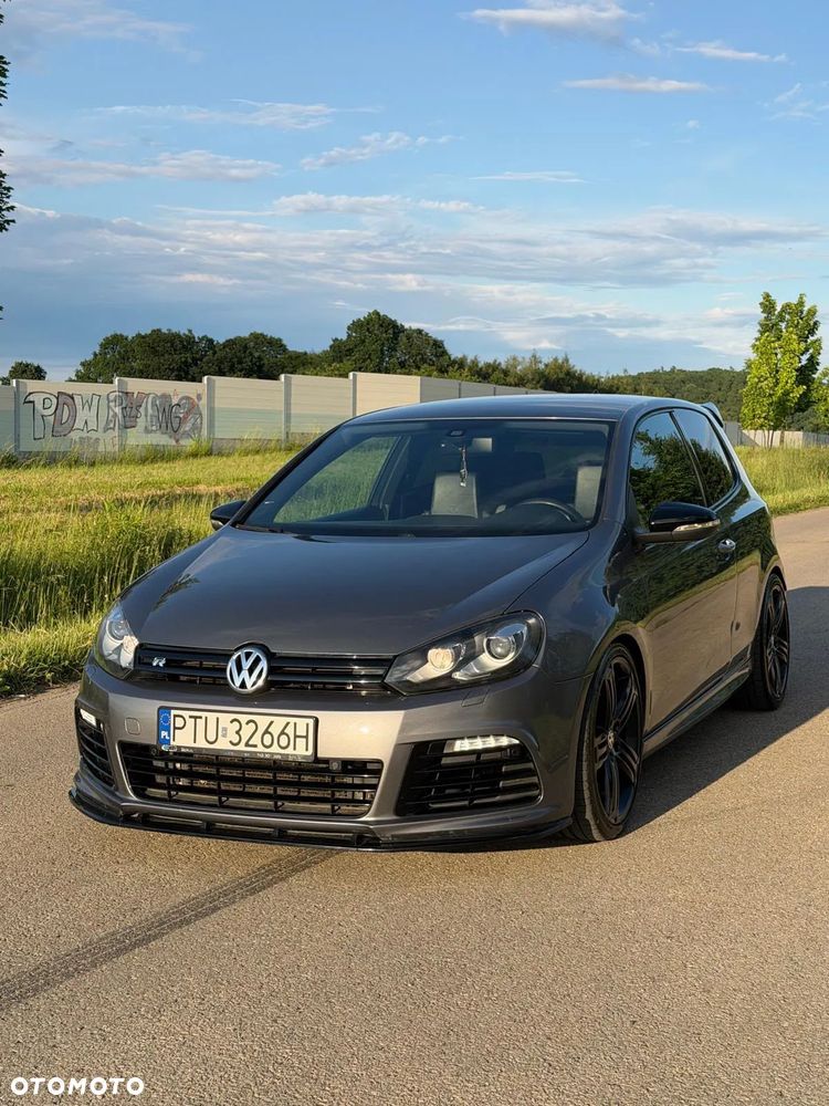 Volkswagen Golf 2010 photo 3