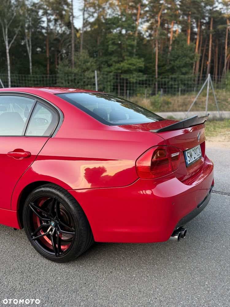 BMW Seria 3 330i - 10