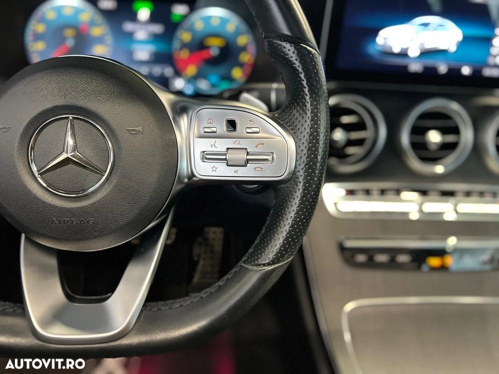 Mercedes-Benz C 200 Coupe MHEV - 20