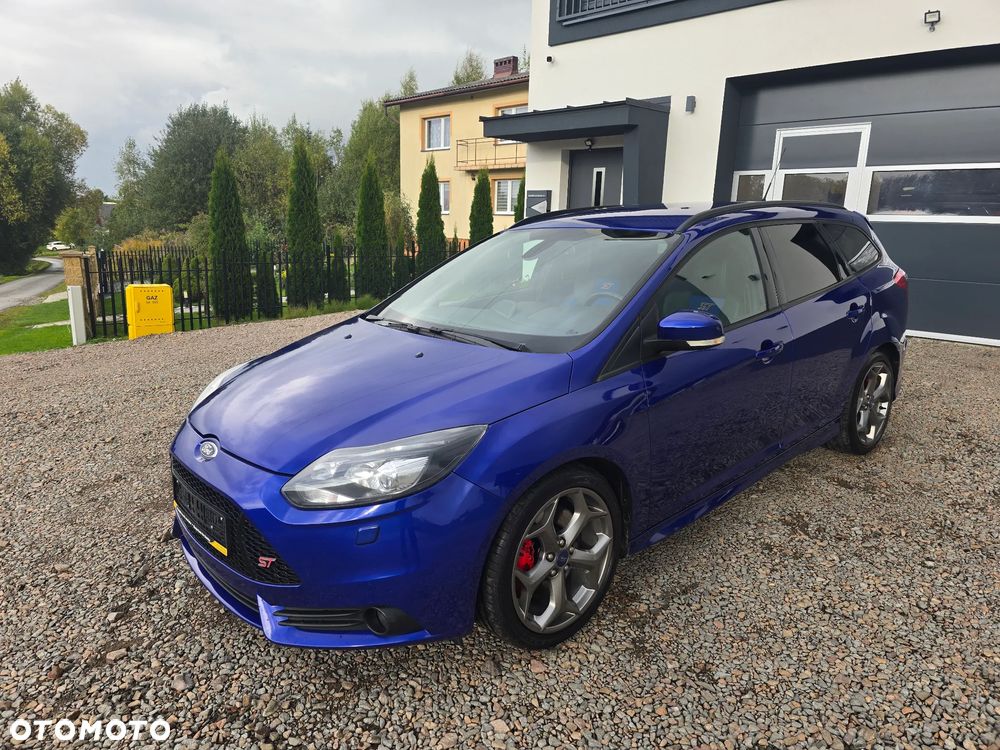 Ford Focus 2.0 EcoBoost ST mit Leder-Sport-Paket - 2