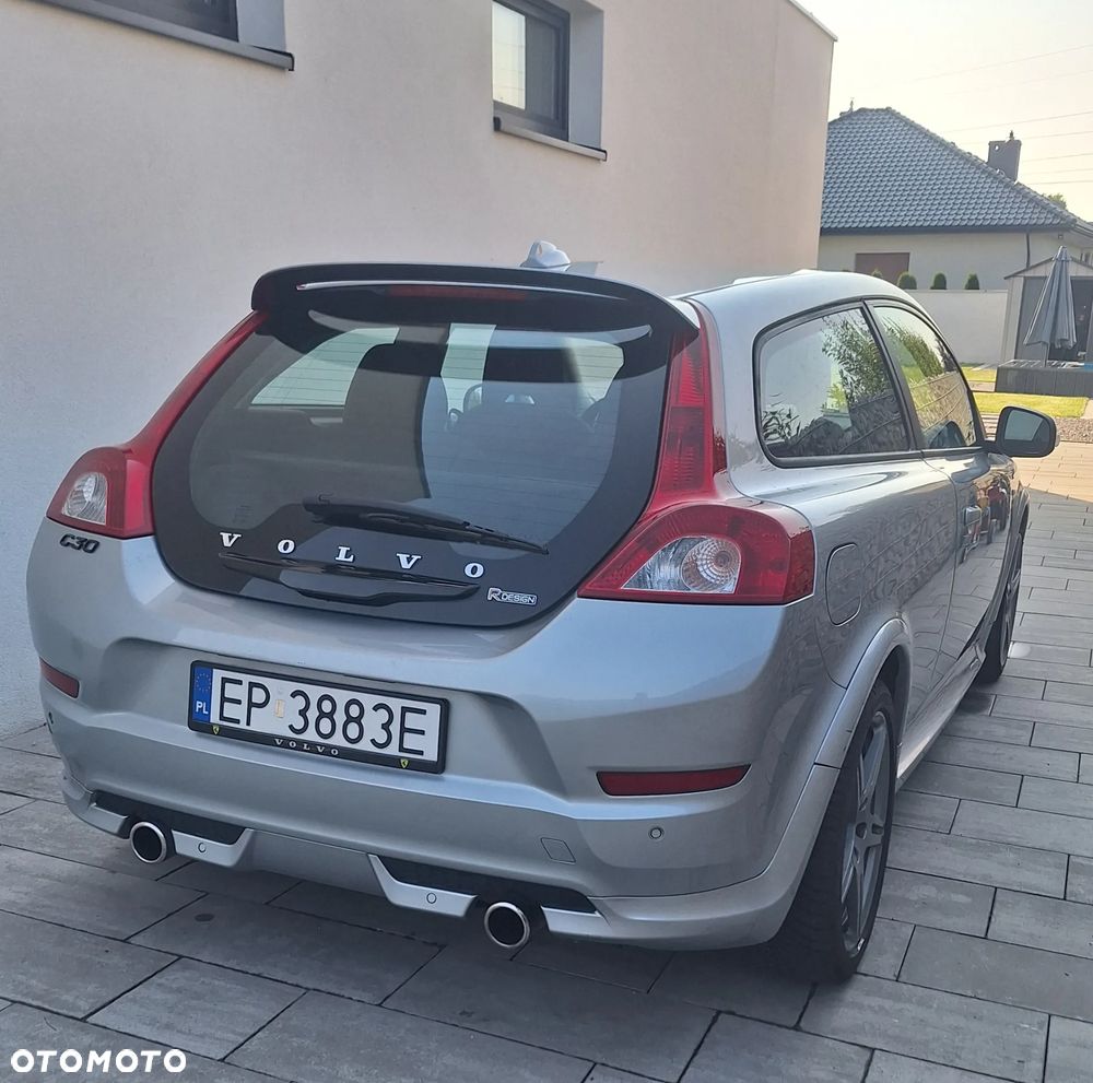 Volvo C30 D3 R-Design - 19