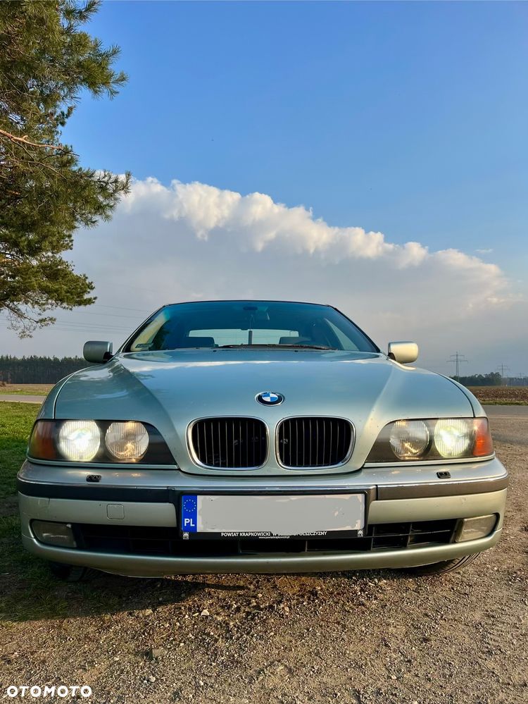 BMW Seria 5 - 1