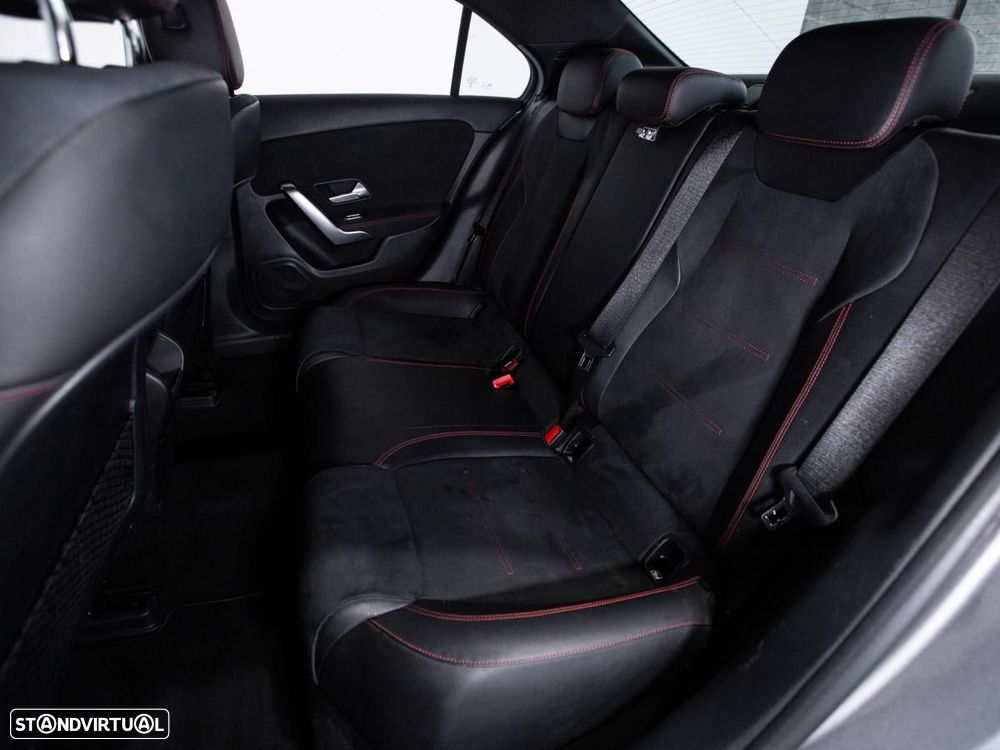 Mercedes-Benz A 180 Limousine - 11