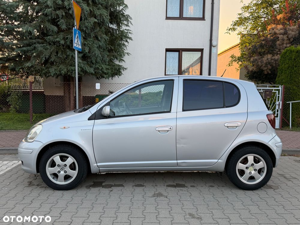 Toyota Yaris 1.4 D-4D Terra - 8
