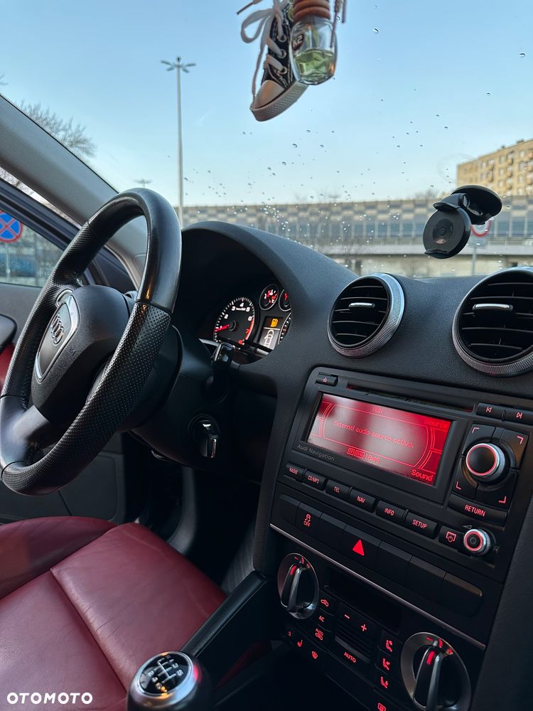 Audi A3 Sportback 1.8 TFSI Ambition - 13