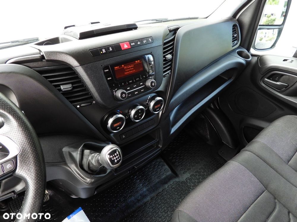Iveco DAILY 35S18 PLANDEKA WINDA 8 PALET WEBASTO TEMPOMAT KLIMATYZACJA  180KM - 32