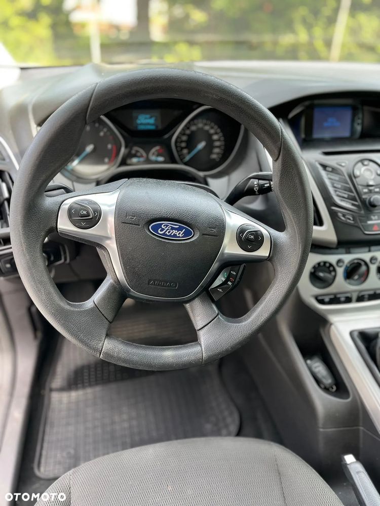 Ford Focus 1.6 TDCi DPF Trend - 9