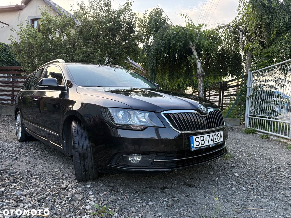 Skoda Superb 2.0 TDI Platinum DSG - 1