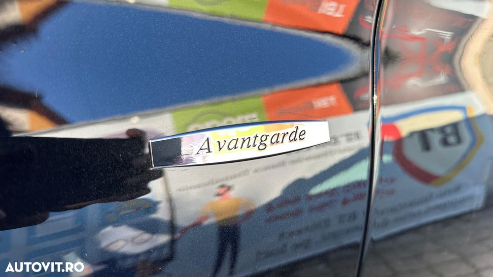 Mercedes-Benz E 220 d 9G-TRONIC Avantgarde - 31