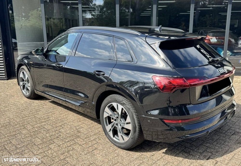 Audi e-tron 50 quattro S line - 2