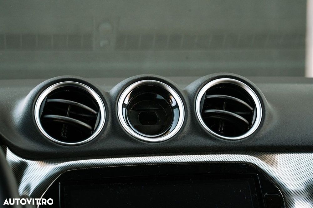 Suzuki Vitara - 32