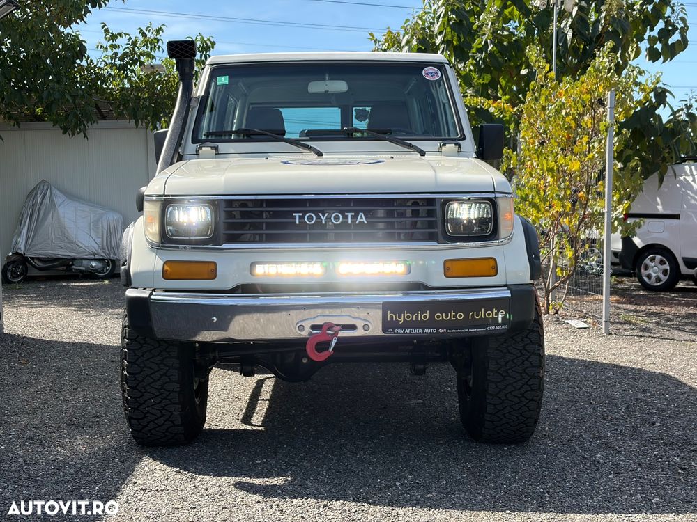 Toyota Land Cruiser - 7
