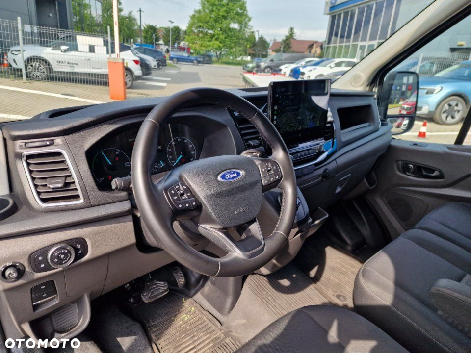Ford E-Transit - 9
