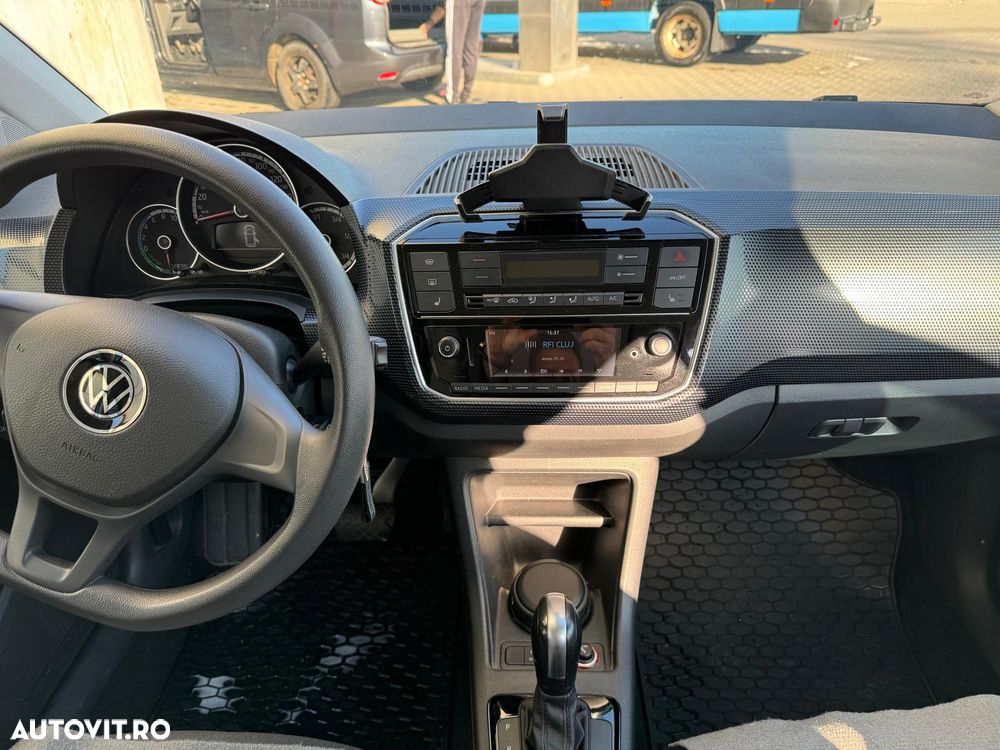 Volkswagen up! - 6