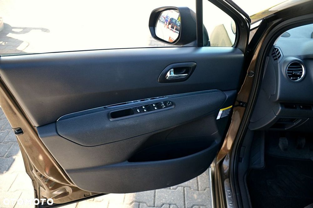 Peugeot 3008 - 19