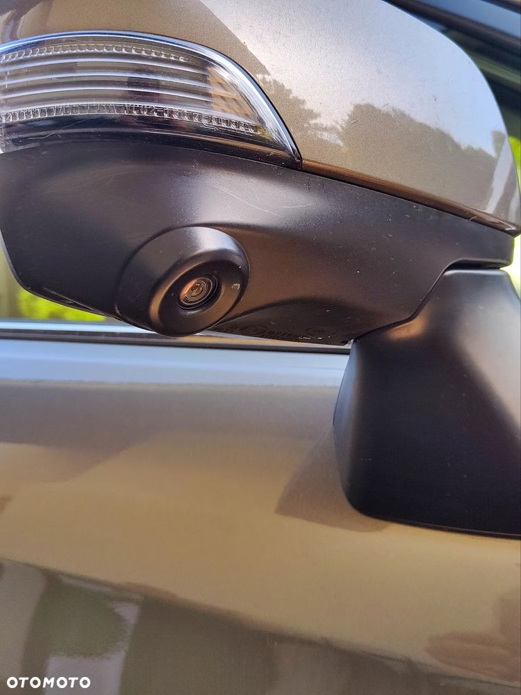 Subaru Forester 2.0 i Platinum (EyeSight) Lineartronic - 12