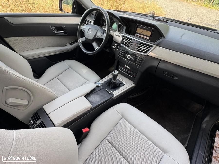 Mercedes-Benz E 250 CDi Avantgarde BlueEfficiency - 23