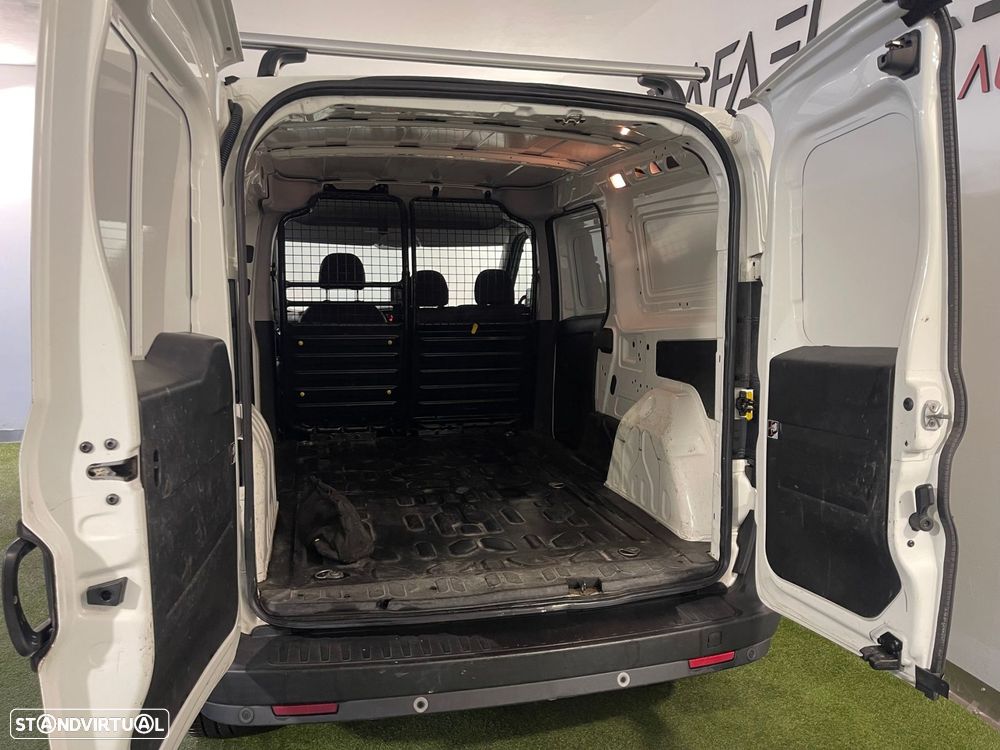 Fiat Doblo 1.6 Multijet Maxi - 23