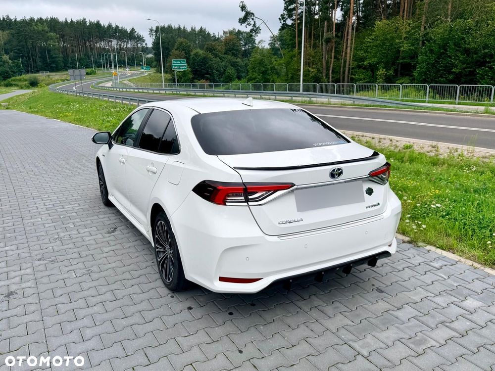 Toyota Corolla 1.8 Hybrid Comfort - 8