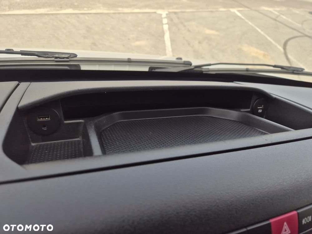 Iveco 50C16❗35C16❗Kontener 8 EP❗Winda❗Mały przebieg - 17