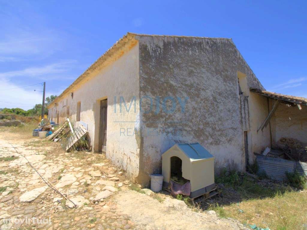 Terreno com ruína e vista de mar em Ferragudo - Grande imagem: 3/32