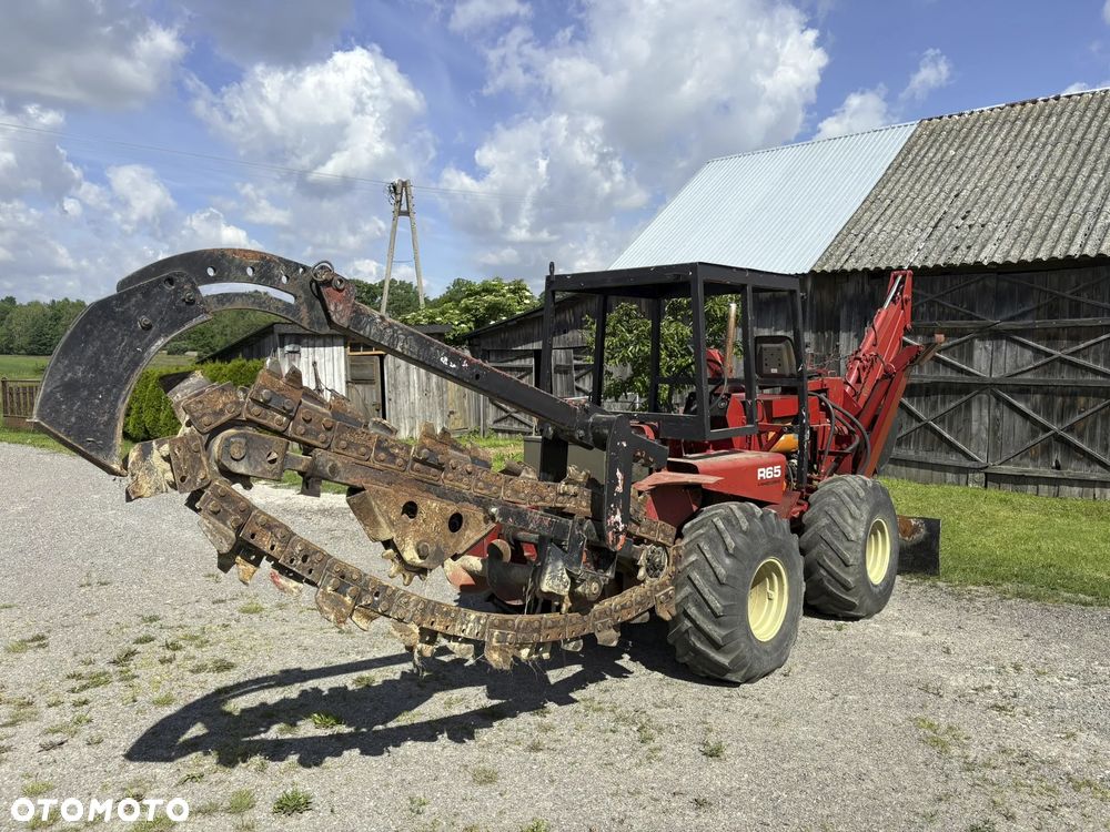 Ditch Witch r65 - 3