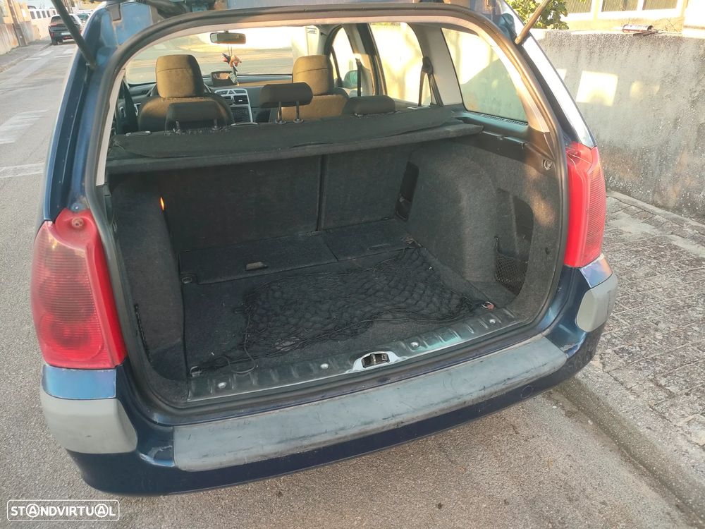 Peugeot 307 Break 1.4 HDi Navtech - 5