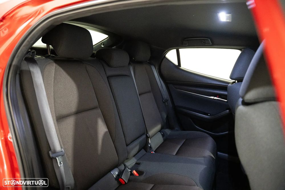 Mazda 3 Hatchback - 30