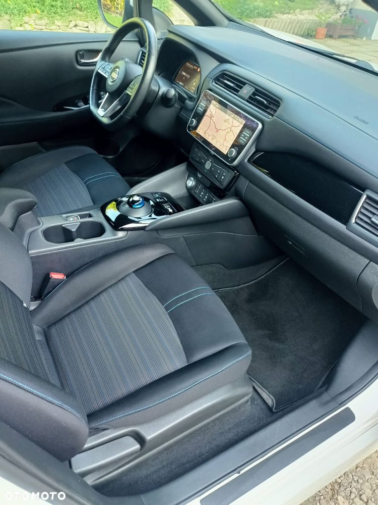 Nissan Leaf - 14
