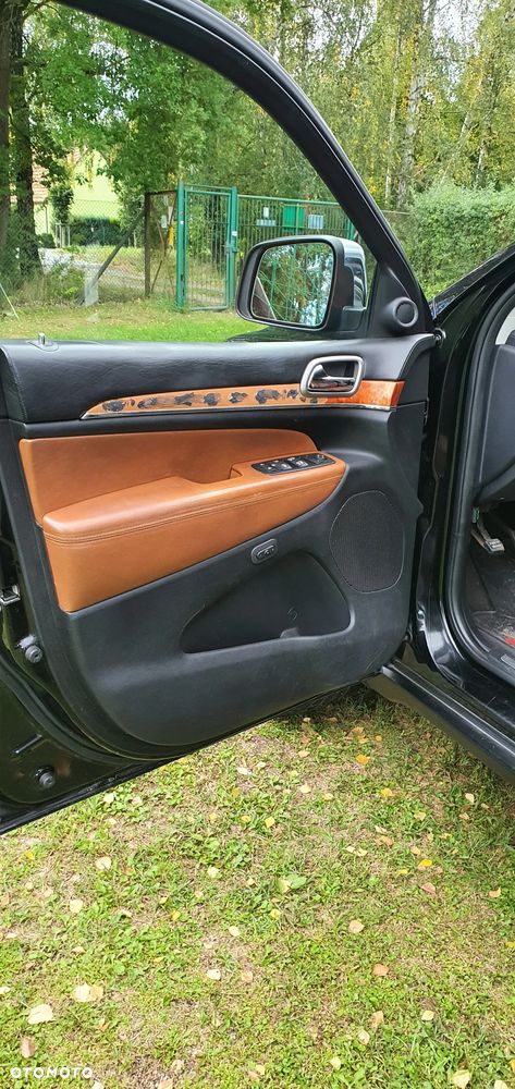 Jeep Grand Cherokee 5.7 V8 HEMI Overland Summit - 12