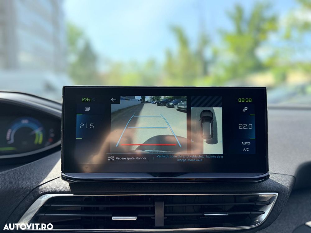 Peugeot 3008 PHEV 300 EAT8 4X4 Allure Pack - 19