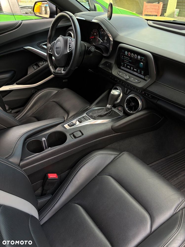 Chevrolet Camaro - 18