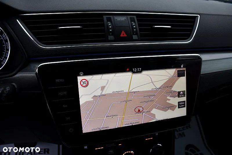 Skoda Superb 2.0 TDI SCR Sportline DSG - 14