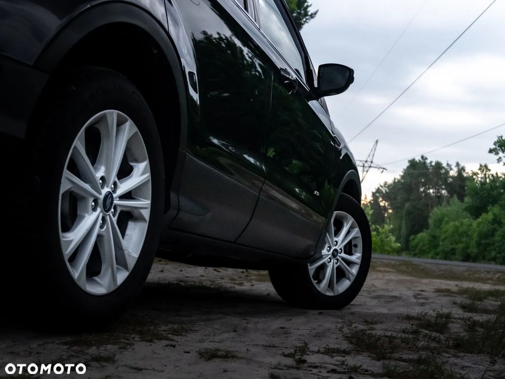 Ford Kuga 2.0 TDCi 4x4 Titanium - 6