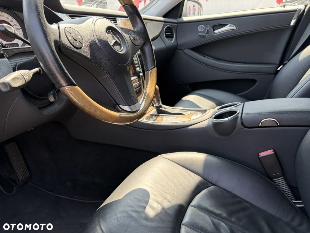 Mercedes-Benz CLS 350 - 17