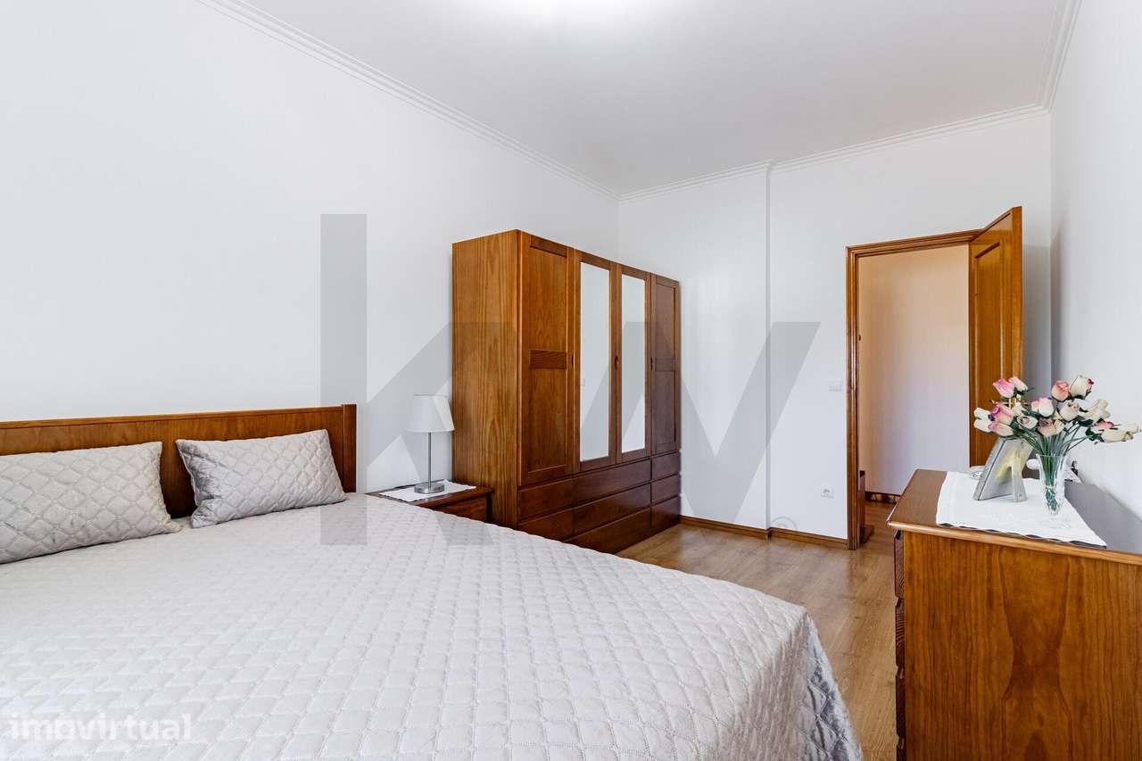 Apartamento T4 Duplex no Centro de Ovar – Espaço, Luz e Conforto - Grande imagem: 4/42
