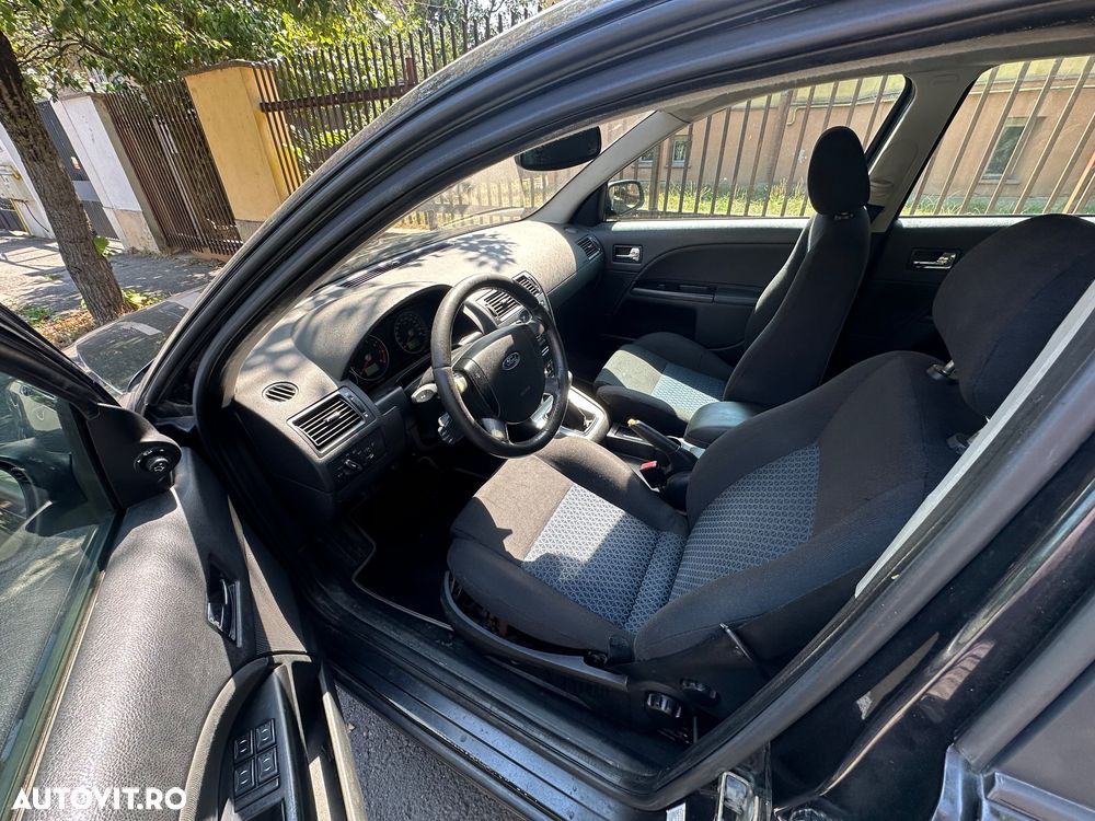 Ford Mondeo 2.0 Ambiente - 4