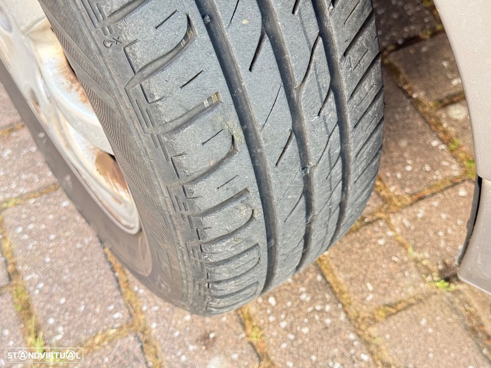 Peugeot 206 1.1 Color Line - 2