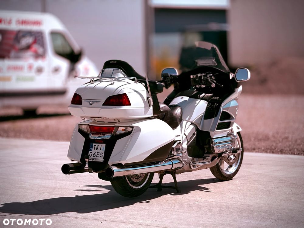 Honda GL - 8