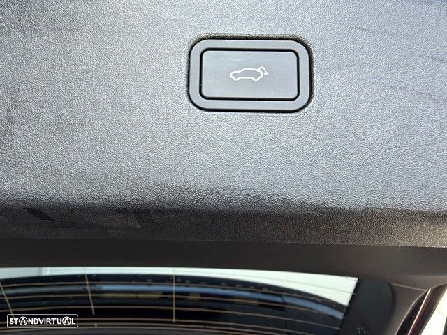 Volvo EX30 51 kWh Single Motor Black Edition - 9