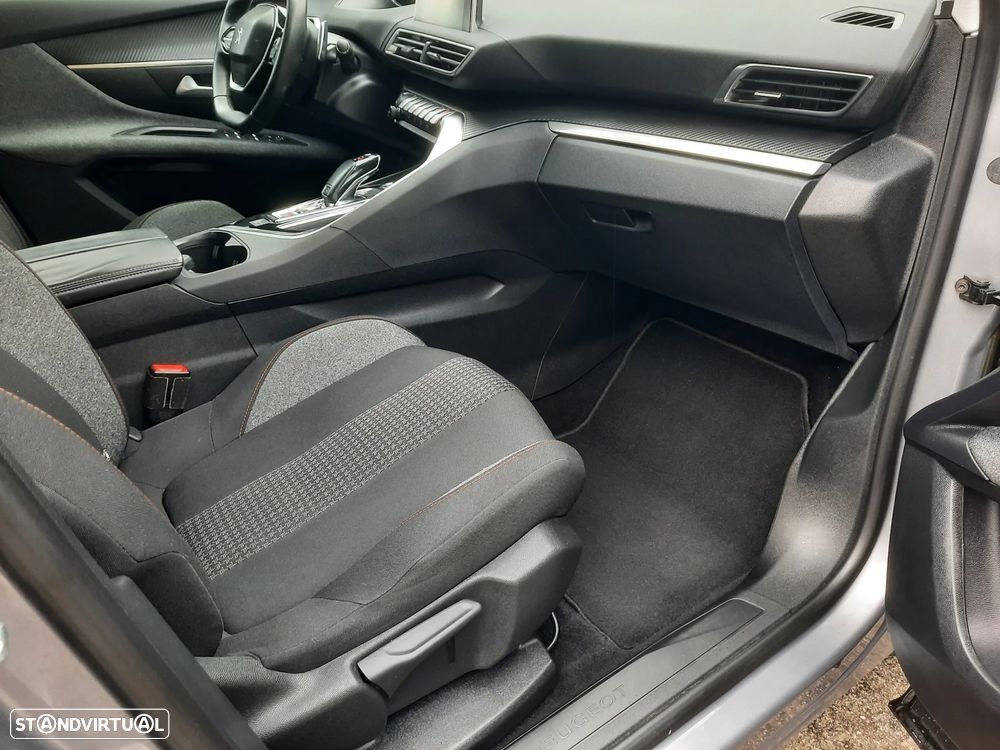 Peugeot 3008 1.6 BlueHDi Style EAT6 - 23