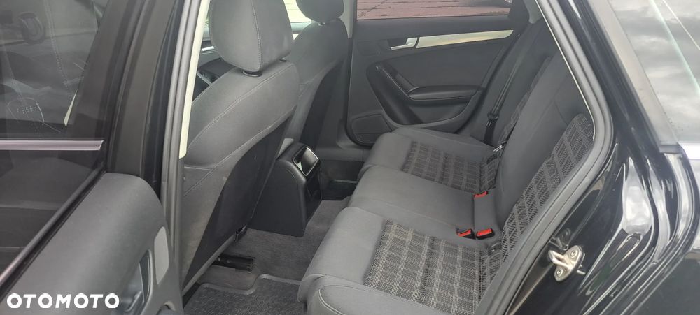 Audi A4 Avant 2.0 TDI DPF Attraction - 7