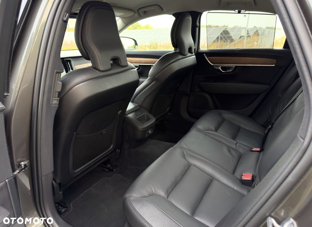 Volvo S90 D5 AWD Geartronic Inscription - 32